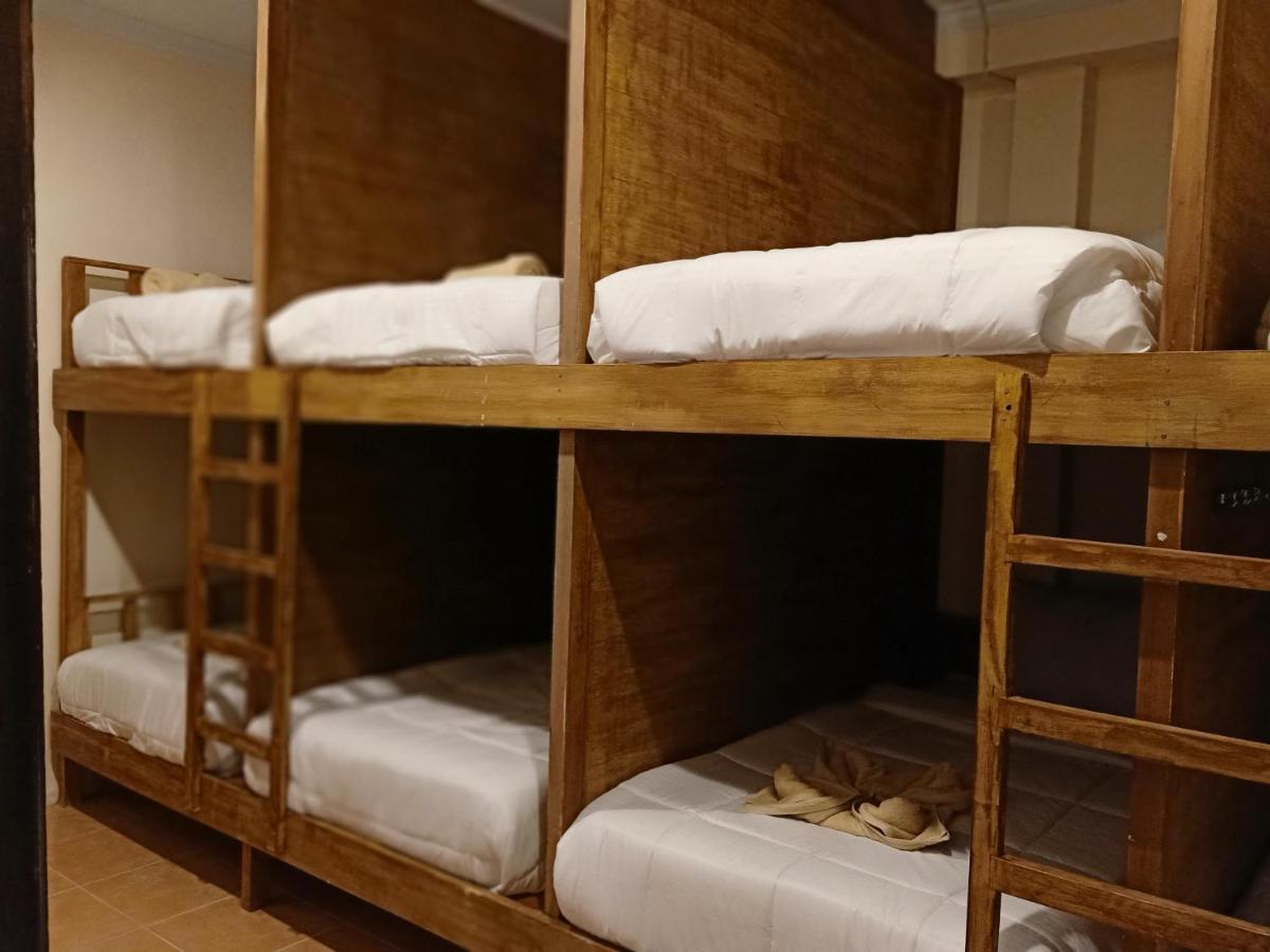 Happy Penida Hostel 2 Toyapakeh エクステリア 写真
