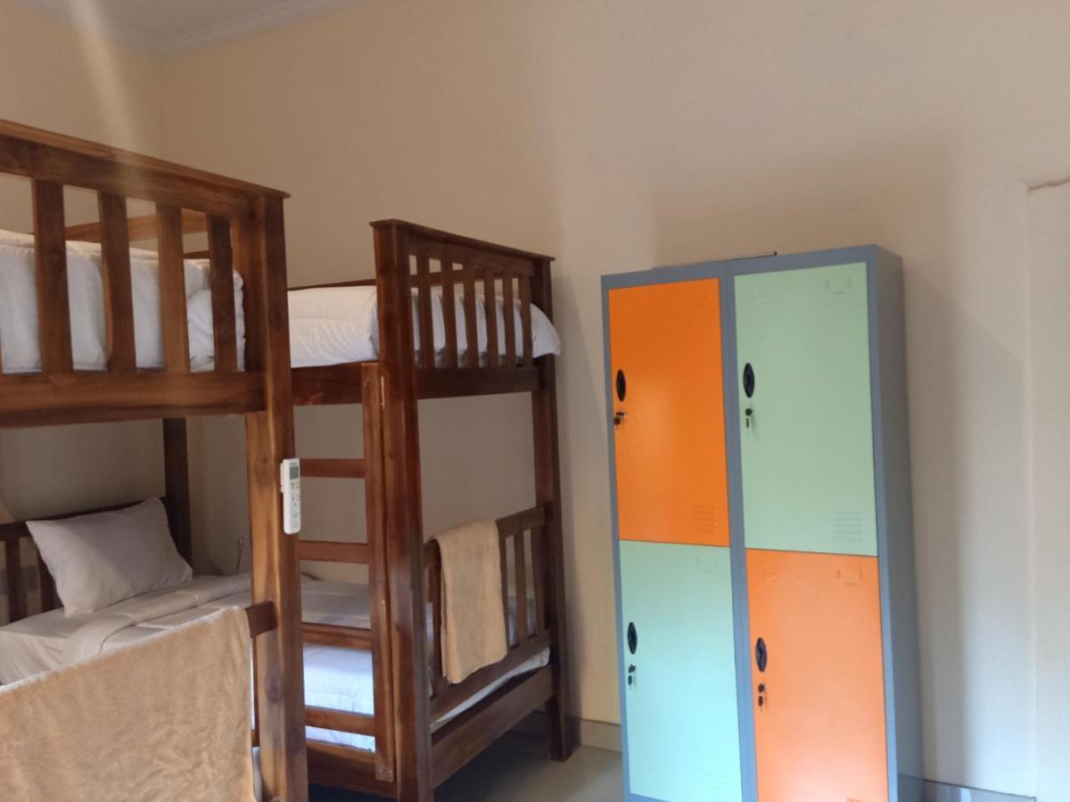 Happy Penida Hostel 2 Toyapakeh エクステリア 写真